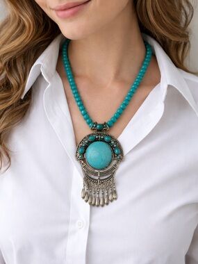 NEW ❤️❤️❤️Bohemian Turquoise Crystal Statement Pendant Necklace - Women Jewelry